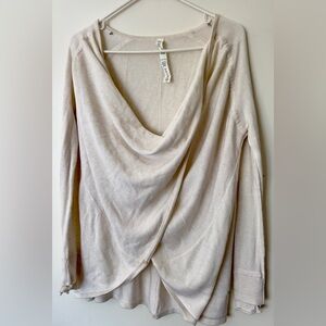 Lululemon Women’s Twist and Wrap Sweater Cream Size 4